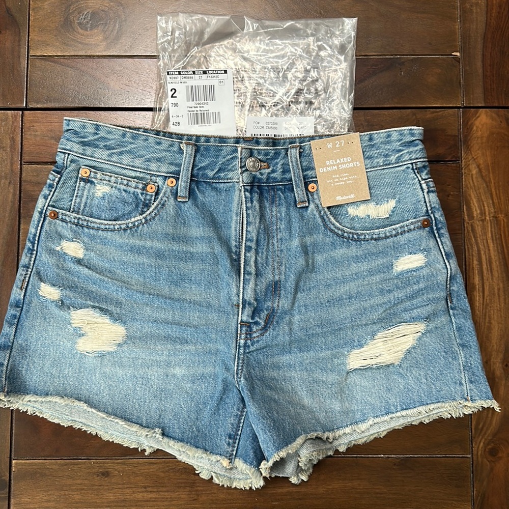 NWT! Madewell relaxed denim Jean shorts 27